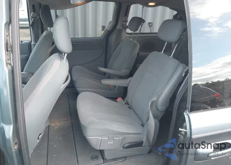 2007 Chrysler Town & Country Touring z USA, uszkodzony, nr VIN 2A4GP54L57R319514